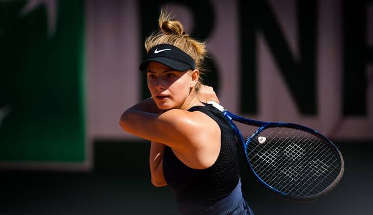 Mandatory Credit: Photo by Rob Prange Shutterstock (11988196n) Katarina Zavatska of Ukraine in action during the first round at the 2021 Roland Garros Grand Slam Tournament French Open Tennis, Day Three, Roland Garros, Paris, France - 01 Jun 2021 French Open Tennis, Day Three, Roland Garros, Paris, France - 01 Jun 2021  Copyright: xRobxPrange Shutterstockx 11988196n