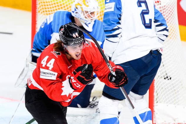 210601 Maxime Comtois of Canada celebrate the 2-1 goal during the 2021 IIHF Ice hockey, Eishockey World Championship, WM, Weltmeisterschaft game between Canada and Finland on June 1, 2021 in Riga. Photo: Simon Hastegard BILDBYRAN kod SH SH0128 ishockey ice hockey ishockey-vm iihf ice hockey world championship canada kanada finland day 12 bbeng jubel Copyright: SIMONxHASTEGARD BB210601SH034