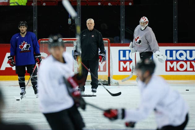 02.06.2021, Riga, Olympic Sports Centre, Team Canada practice (2021 IIHF Ice hockey, Eishockey World Championship, WM, Weltmeisterschaft , assistant coach Michael Kelly (Canada) and 17 Justin Danforth (Canada) at practice Riga Riga Latvia Copyright: xJustPictures.ch JarixPestelaccix