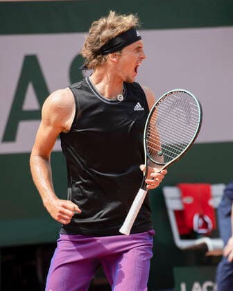 Alexander Zverev (GER) macht die Faust und jubelt, Jubel, Freude, Emotion Tennis - French Open 2021 - Grand Slam - Roland Garros - Paris - - France - 2 June 2021. Copyright: xJuergenxHasenkopfx