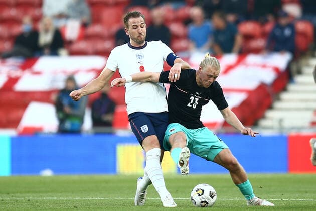 SOCCER - ENG vs AUT, test match MIDDLESBROUGH,ENGLAND,02.JUN.21 - SOCCER - UEFA European Championship, EM, Europameisterschaft preview, OEFB international match, Länderspiel, Nationalmannschaft England vs Austria, friendly match. Image shows Harry Kane (ENG) and Xaver Schlager (AUT).  GEPAxpictures xMichaelxZemanek