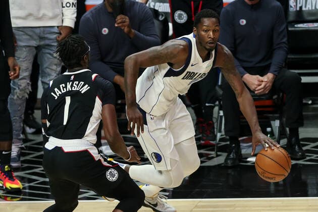 LOS ANGELES, CA - JUNE 02: Dallas Mavericks forward Dorian Finney-Smith (10) guarded by LA Clippers guard Reggie Jackson (1) game 5 of the first round of the NBA, Basketball Herren, USA Western Conference Playoffs between the Dallas Mavericks and the Los Angeles Clippers on June 02, 2021, at Staples Center in Los Angeles, CA. (Photo by Jevone Moore Icon Sportswire) NBA: JUN 02 Western Playoffs First Round - Mavericks at Clippers Icon210602047