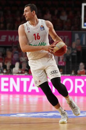 Paul Zipser (Muenchen) im Portrait GER, FC Bayern Basketball vs. MHP Riesen Ludwigsburg, Basketball, 1.Bundesliga, Playoffs 2020 2021, Halbfinale Spiel 3, 02.06.2021, GER, FC Bayern Basketball vs. MHP Riesen Ludwigsburg, Basketball, 1.Bundesliga, Playoffs 2020 2021, Halbfinale Spiel 3, 02.06.2021, Muenchen Copyright: xEIBNER MarcelxEngelbrechtx EP_EER