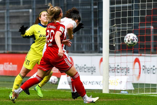 Karoline Kohr (Köln, 13) erzielt das Tor zum 3:0, Treffer, Torerfolg, Action, Aktion, Spielszene, 03.06.2021, Köln (Deutschland), Fussball, 2. Frauen-Bundesliga Süd, 1. FC Köln - 1. FFC Niederkirchen, DFB DFL REGULATIONS PROHIBIT ANY USE OF PHOTOGRAPHS AS IMAGE SEQUENCES AND OR QUASI-VIDEO.