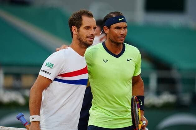 Mandatory Credit: Photo by Javier Garcia BPI Shutterstock (12010909kd) Richard Gasquet and Rafael Nadal pose during the second round French Open Tennis, Day Five, Roland Garros, Paris, France - 03 Jun 2021 French Open Tennis, Day Five, Roland Garros, Paris, France - 03 Jun 2021  Copyright: xJavierxGarcia BPI Shutterstockx 12010909kd