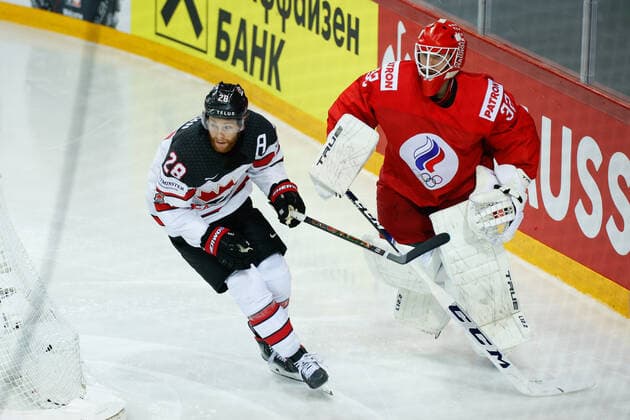 03.06.2021, Riga, Olympic Sports Centre, Quarterfinal: Russia - Canada (2021 IIHF Ice hockey, Eishockey World Championship, WM, Weltmeisterschaft , 28 Connor Brown (Canada) and goalkeeper Sergei Bobrovski (Russia) during the game Riga Riga Latvia Copyright: xJustPictures.ch JarixPestelaccix