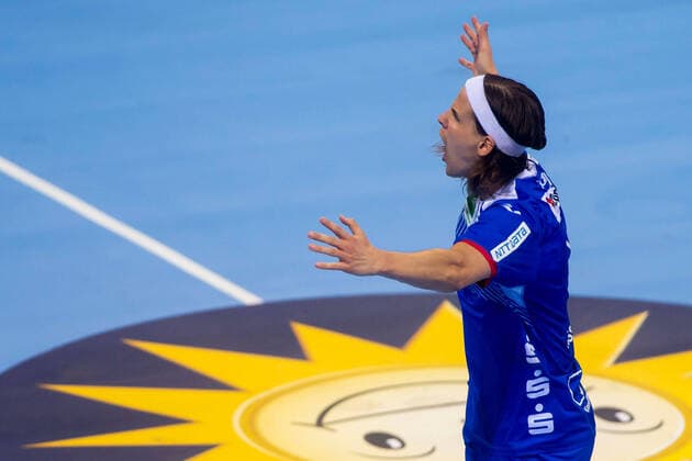 03.06.2021, xfrx, Handball Final Four 2021, TBV Lemgo Lippe - THW Kiel emspor, v.l. Bjarki Mar Elisson (TBV Lemgo Lippe) (DFL DFB REGULATIONS PROHIBIT ANY USE OF PHOTOGRAPHS as IMAGE SEQUENCES and or QUASI-VIDEO) Hamburg