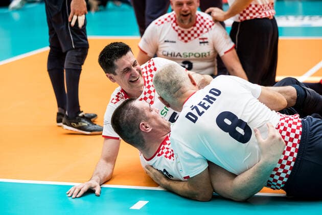 WORLD ParaVolley Men’s Final Qualifier Tokyo 2020 Paralympic Games: Kanada - Kroatien; 04.06.2021 Jubel bei den kroatischen Herren nach dem Sieg ueber Kanada in einem engen fuenften Satz WORLD ParaVolley Men’s Final Qualifier Tokyo 2020 Paralympic Games: Kanada - Kroatien; Duisburg Sportschule Wedau Copyright: xBEAUTIFULxSPORTS Wunderlx