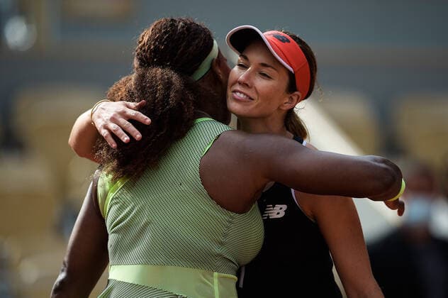 Danielle Collins ( Etats Unis ) - Serena Williams ( Etats unis ) TENNIS : Roland Garros 2021 - Internationaux de France - 04 06 2021 FedericoPestellini Panoramic 