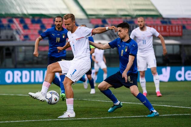 Photo LaPresse - Fabio Ferrari June 04, 2021 Bologna, Italy soccer Italy vs Czech Republic - Friendly match - & x2018;Dall Ara Stadium of Bologna. In the pic:Barak (Czech Republic)Frello Jorge Luiz Jorginho (Italy)  Copyright: xFabioxFerrari LaPressex