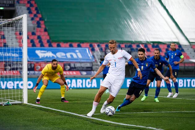 Photo LaPresse - Fabio Ferrari June 04, 2021 Bologna, Italy soccer Italy vs Czech Republic - Friendly match - & x2018;Dall Ara Stadium of Bologna. In the pic:Barak (Czech Republic)Frello Jorge Luiz Jorginho (Italy)  Copyright: xFabioxFerrari LaPressex