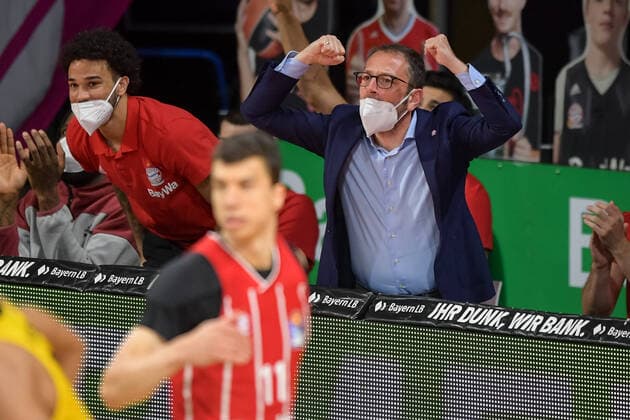 Basketball, BBL, 20210604, FC Bayern München - MHP RIESEN Ludwigsburg. Im Bild Sportdirektor des FC Bayern München Basketball Daniele BAIESI bejubelt Korb. München Audi Dome Bayern Deutschland Copyright: Passion2Press MarkusxFischerx
