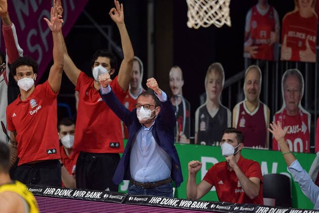 Basketball, BBL, 20210604, FC Bayern München - MHP RIESEN Ludwigsburg. Im Bild Sportdirektor des FC Bayern München Basketball Daniele BAIESI bejubelt Korb. München Audi Dome Bayern Deutschland Copyright: Passion2Press MarkusxFischerx