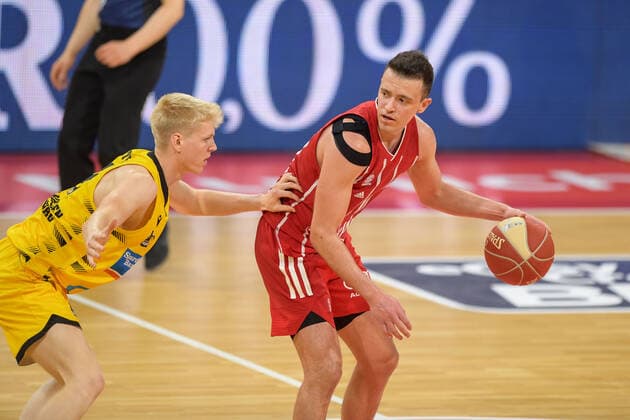Basketball, BBL, 20210604, FC Bayern München - MHP RIESEN Ludwigsburg. Im Bild Jacob PATRICK (MHP Riesen Ludwigsburg, 2) und Zan Mark SISKO (FC Bayern München, 31). München Audi Dome Bayern Deutschland Copyright: Passion2Press MarkusxFischerx