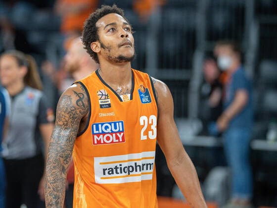 Tief enttaeuscht, Troy Caupain (Ratiopharm Ulm 23), Ratiopharm Ulm vs. Alba Berlin, Basketball, Playoffs, Spiel 4, Spielzeit 2020 2021, 05.06.2021, Ratiopharm Ulm vs. Alba Berlin, Basketball, Playoffs, Spiel 4, Spielzeit 2020 2021, 05.06.2021 Neu-Ulm Copyright: xEibner-Pressefoto SaschaxWaltherx EP_EER