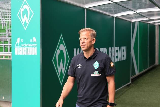 GER, 2.FBL, SV Werder Bremen Pressekonferenz zur Vorstellung von Trainer Markus Anfang 06.06.2021, wohninvest Weserstadion, Bremen, GER, 2.FBL, SV Werder Bremen Pressekonferenz zur Vorstellung von Trainer Markus Anfang im Bild picture shows Trainer Markus Anfang (Werder Bremen) im Spielertunnel