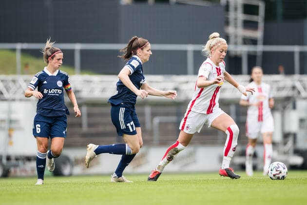 2. Frauen Fussball Bundesliga, 1. FC Koeln - SG 99 Andernach; 06.06.2021 Magdalena Schumacher ( 17, SG 99 Andernach), Sharon Beck ( 10, 1. FC Koeln) 2. Frauen Fussball Bundesliga, 1. FC Koeln - SG 99 Andernach, Koeln, Franz-Kremer Stadion DFL REGULATIONS PROHIBIT ANY USE OF PHOTOGRAPHS AS IMAGE SEQUENCES AND OR QUASI-VIDEO. Copyright: xBEAUTIFULxSPORTS Wunderlx