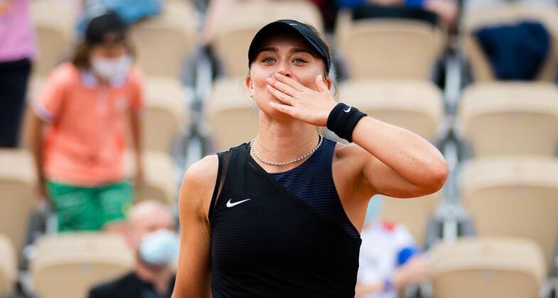 Mandatory Credit: Photo by Rob Prange Shutterstock (12019123ak) Paula Badosa of Spain after winning the fourth round at the 2021 Roland Garros Grand Slam Tournament French Open Tennis, Day Eight, Roland Garros, Paris, France - 06 Jun 2021 French Open Tennis, Day Eight, Roland Garros, Paris, France - 06 Jun 2021  Copyright: xRobxPrange Shutterstockx 12019123ak