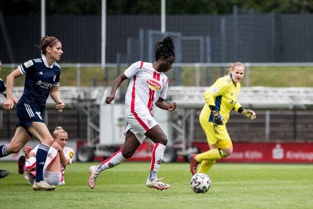 2. Frauen Fussball Bundesliga, 1. FC Koeln - SG 99 Andernach; 06.06.2021 Eunice Beckmann ( 11, 1. FC Koeln) trifft zum 1:0 2. Frauen Fussball Bundesliga, 1. FC Koeln - SG 99 Andernach, Koeln, Franz-Kremer Stadion DFL REGULATIONS PROHIBIT ANY USE OF PHOTOGRAPHS AS IMAGE SEQUENCES AND OR QUASI-VIDEO. Copyright: xBEAUTIFULxSPORTS Wunderlx