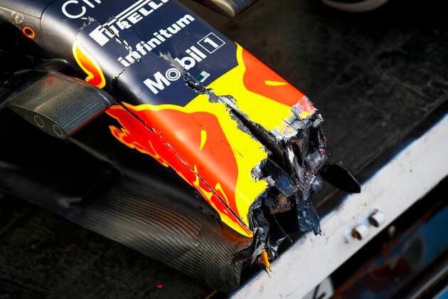 Red Bull Racing Honda RB16B after Pirelli tyre puncture crash during the Formula 1 Azerbaijan Grand Prix 2021 from June 04 to 06, 2021 on the Baku City Circuit, in Baku, Azerbaijan - FORMULE 1 : Grand Prix d Azerbaidjan - Bakou - 06 06 2021 DPPI PANORAMIC  _B2_8155