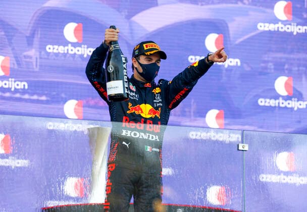 Sport Bilder des Tages 11 Sergio Perez (MEX, Red Bull Racing), F1 Grand Prix of Azerbaijan at Baku City Circuit on June 6, 2021 in Baku, Azerbaijan. (Photo by HOCH ZWEI) Baku Azerbaijan