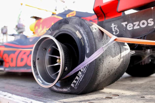 Car of 33 Max Verstappen (NED, Red Bull Racing) after crash, F1 Grand Prix of Azerbaijan at Baku City Circuit on June 6, 2021 in Baku, Azerbaijan. (Photo by HOCH ZWEI) Baku Azerbaijan