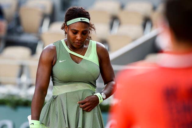 TENNIS - French Open 2021 PARIS,FRANCE,06.June.21 - TENNIS - WTA, Tennis Damen Tour, French Open, Roland Garros, Grand Slam. Image shows the disappointment of Serena Williams (USA).  GEPAxpictures xPatrickxSteiner