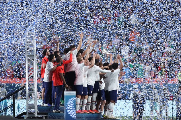 DENVER, CO - JUNE 06: United States players celebrate after winning the CONCACAF Nations League Championship Final between United States and Mexico at Empower Field at Mile High on June 6, 2021 in Denver, Colorado. (Photo by Robin Alam Icon Sportswire) SOCCER: JUN 06 Concacaf Nations League Final - Mexico v United States Icon164210606017