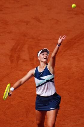 Mandatory Credit: Photo by Javier Garcia BPI Shutterstock (12019129h) Barbora Krejcikova in fourth round action French Open Tennis, Day Nine, Roland Garros, Paris, France - 07 Jun 2021 French Open Tennis, Day Nine, Roland Garros, Paris, France - 07 Jun 2021  Copyright: xJavierxGarcia BPI Shutterstockx 12019129h