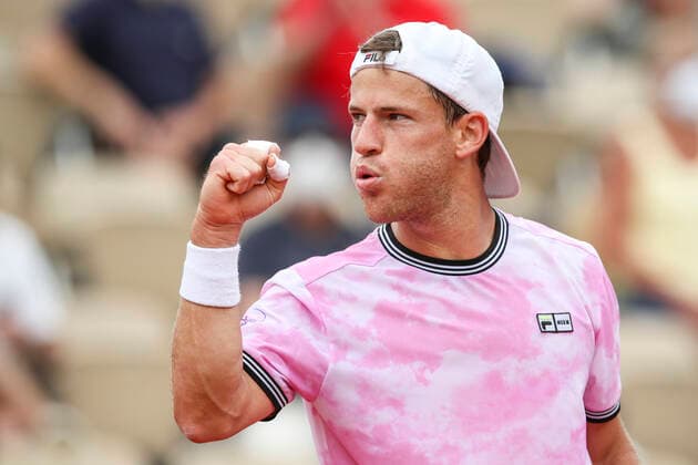 TENNIS - French Open 2021 PARIS,FRANCE,07.June.21 - TENNIS - ATP, Tennis Herren World Tour, French Open, Roland Garros, Grand Slam. Image shows the rejoicing of Diego Schwartzman (ARG).  GEPAxpictures xPatrickxSteiner