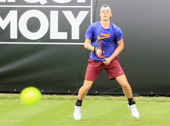 07.06.2021, ATP, Tennis Herren Tour Mercedes Cup Stuttgart, Weissenhofff, Tennis, im Bild: Denis Shapovalov ( CAN)
