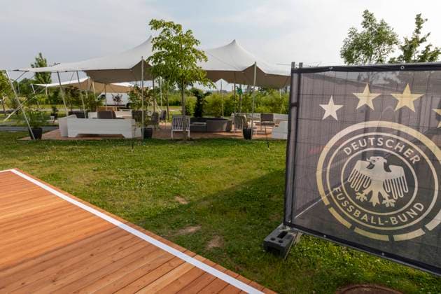 Reportage: Vorbereitungen von DFB und adidas vor dem Einzug der Nationalmannschaft in den Home Ground in Herzogenaurach bei der Euro 2020 Der Bereich der Medienbetreuung von DFB, adidas und beteiligter Medienpartnern Herzogenaurach Bayern Deutschland