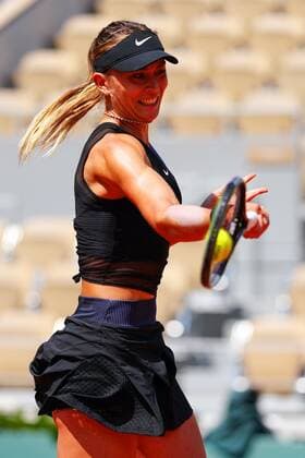 Mandatory Credit: Photo by Javier Garcia BPI Shutterstock (12042203g) Paula Badosa during her quarter final match French Open Tennis, Day Ten, Roland Garros, Paris, France - 08 Jun 2021 French Open Tennis, Day Ten, Roland Garros, Paris, France - 08 Jun 2021  Copyright: xJavierxGarcia BPI Shutterstockx 12042203g