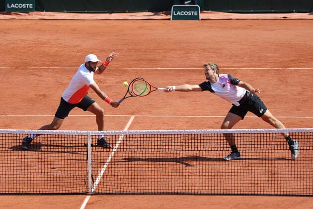 Kevin Krawietz Horia Tecau (mit Kappe), Herren Doppel Tennis - French Open 2021 - Grand Slam - Roland Garros - Paris - - France - 8 June 2021. Copyright: xJuergenxHasenkopfx