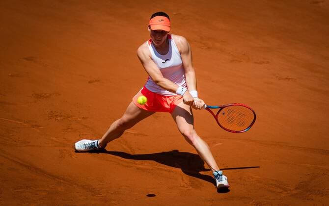 Mandatory Credit: Photo by Rob Prange Shutterstock (12042205i) Tamara Zidansek of Slovenia in action during the quarter-final of the 2021 Roland Garros Grand Slam Tournament French Open Tennis, Day Ten, Roland Garros, Paris, France - 08 Jun 2021 French Open Tennis, Day Ten, Roland Garros, Paris, France - 08 Jun 2021  Copyright: xRobxPrange Shutterstockx 12042205i