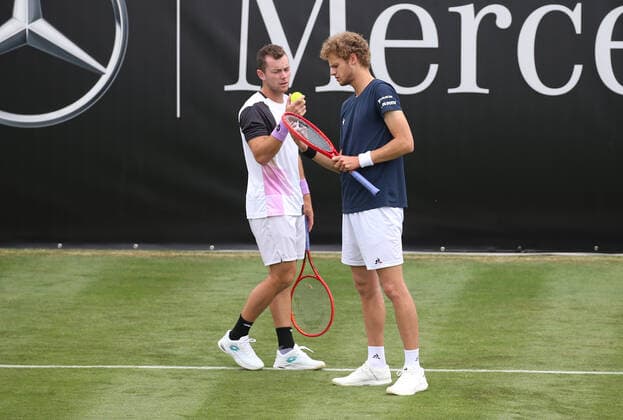 08.06.2021. Deutschland, Stuttgart, Tennis MercedesCup 2021, v.l. Dominik Koepfer (GER), Yannick Hanfmann (GER)