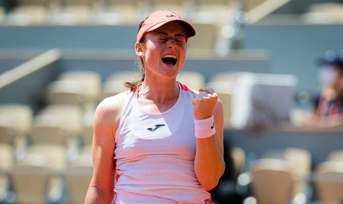 Mandatory Credit: Photo by Rob Prange Shutterstock (12042205w) Tamara Zidansek of Slovenia in action during the quarter-final of the 2021 Roland Garros Grand Slam Tournament French Open Tennis, Day Ten, Roland Garros, Paris, France - 08 Jun 2021 French Open Tennis, Day Ten, Roland Garros, Paris, France - 08 Jun 2021  Copyright: xRobxPrange Shutterstockx 12042205w