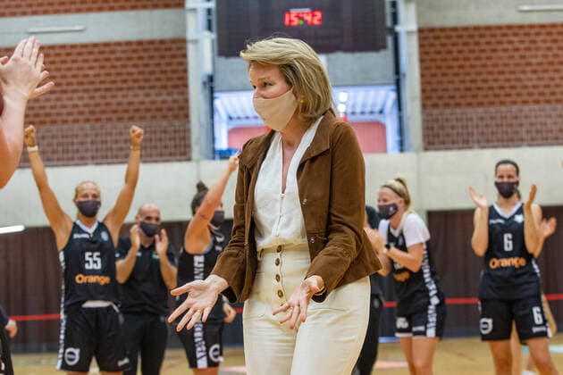 Queen Mathilde of Belgium pictured during a royal visit to the Belgian Cats, the Belgian national women s basketball team, in Kortrijk, Tuesday 08 June 2021. The Belgian Cats are participating in the Olympic Games, Olympische Spiele, Olympia, OS in Tokyo. After a round table discussion, the Queen will attend a training session and have a conversation with the basketball players at the Lange Munte sports campus in Kortrijk. KURTxDESPLENTER  x2809320x