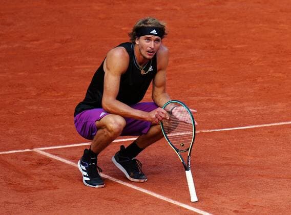 Mandatory Credit: Photo by Javier Garcia BPI Shutterstock (12042203jg) Alexander Zverev complains about an umpire s call during his quarter final match. He thought it was out but it was called in French Open Tennis, Day Ten, Roland Garros, Paris, France - 08 Jun 2021 French Open Tennis, Day Ten, Roland Garros, Paris, France - 08 Jun 2021  Copyright: xJavierxGarcia BPI Shutterstockx 12042203jg