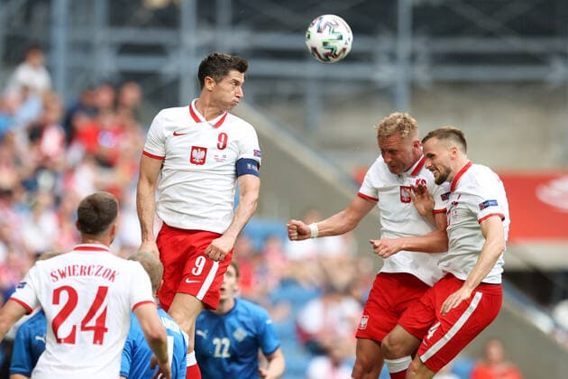 POZNAN 08.06.2021 MIEDZYNARODOWY MECZ TOWARZYSKI: POLSKA - ISLANDIA --- International Friendly, Länderspiel, Nationalmannschaft FOOTBALL MATCH: POLAND - ICELAND ROBERT LEWANDOWSKI KAMIL GLIK TOMASZ KEDZIORA FOT. PIOTR KUCZA FOTOPYK NEWSPIX.PL --- Newspix.pl  210608PYK0036