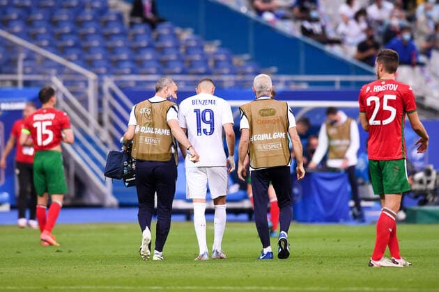19 KARIM BENZEMA (FRA) - BLESSURE - DECEPTION - FAIR PLAY FOOTBALL : France vs Bulgarie - Match Amical - Preparation UEFA EURO, EM, Europameisterschaft,Fussball 2020 - 08 06 2021 FEP Panoramic 