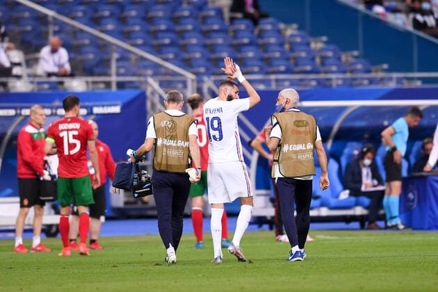 19 KARIM BENZEMA (FRA) - BLESSURE - DECEPTION - FAIR PLAY FOOTBALL : France vs Bulgarie - Match Amical - Preparation UEFA EURO, EM, Europameisterschaft,Fussball 2020 - 08 06 2021 FEP Panoramic 