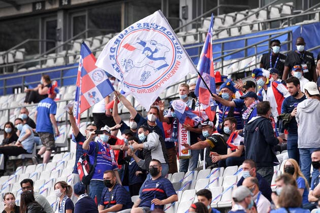 ILLUSTRATION - SUPPORTERS - DRAPEAUX FOOTBALL : France vs Bulgarie - Match Amical - Preparation UEFA EURO, EM, Europameisterschaft,Fussball 2020 - 08 06 2021 FEP Panoramic 