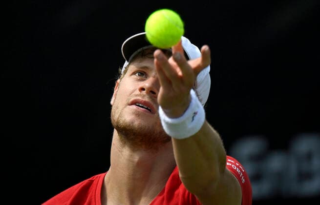 Yannick Hanfmann (GER) Aktion Aufschlag 09.06.2021 Tennis MercedesCup Stuttgart 2021 Weißenhof ATP, Tennis Herren 07.-13.06.2021 Tennis MercedesCup Stuttgart 2021