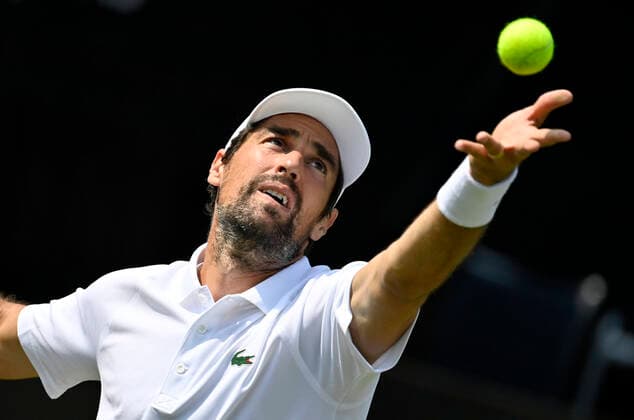 Jeremy Chardy (FRA) Aktion Aufschlag 09.06.2021 Tennis MercedesCup Stuttgart 2021 Weißenhof ATP, Tennis Herren 07.-13.06.2021 Tennis MercedesCup Stuttgart 2021