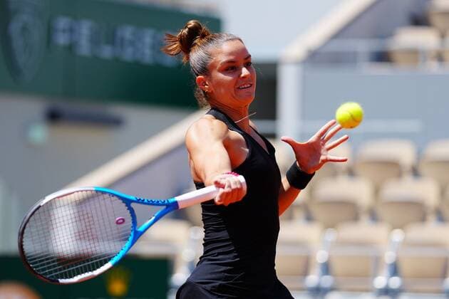 Mandatory Credit: Photo by Javier Garcia BPI Shutterstock (12046068do) Maria Sakkari in quarter-final action French Open Tennis, Day Eleven, Roland Garros, Paris, France - 09 Jun 2021 French Open Tennis, Day Eleven, Roland Garros, Paris, France - 09 Jun 2021  Copyright: xJavierxGarcia BPI Shutterstockx 12046068do