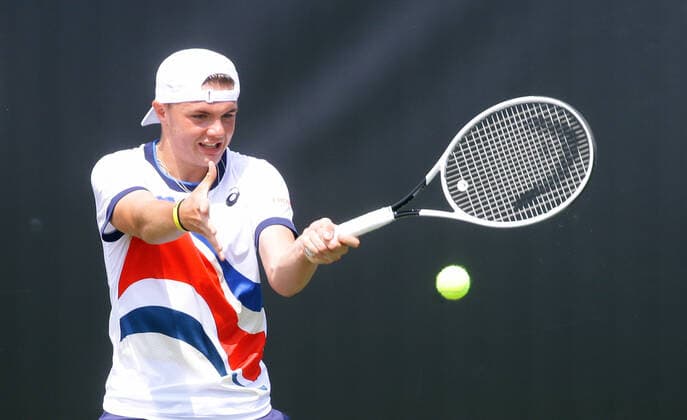 Stuttgart , Tennis MercedesCup 2021 , Dominic Stephan Stricker ( SUI )