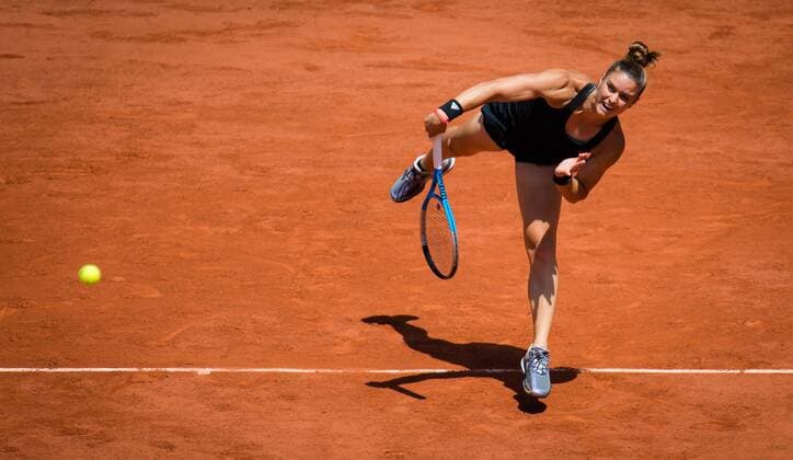 Mandatory Credit: Photo by Rob Prange Shutterstock (12046067ax) Maria Sakkari of Greece in action during her quarter-final at the 2021 Roland Garros Grand Slam Tournament French Open Tennis, Day Eleven, Roland Garros, Paris, France - 09 Jun 2021 French Open Tennis, Day Eleven, Roland Garros, Paris, France - 09 Jun 2021  Copyright: xRobxPrange Shutterstockx 12046067ax