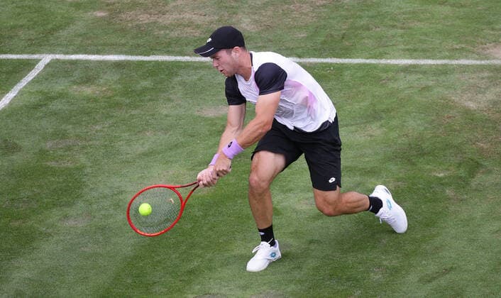 Stuttgart , Tennis MercedesCup 2021 , Dominik Koepfer ( GER )