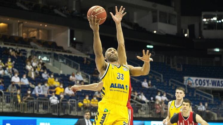 Jayson Granger - Alba 33, 09.06.2021, BBL, Alba Berlin vs FC Bayern - Finale - Spiel 1, in der Mercedes Benz Arena, GER, Berlin, 09.06.2021, BBL, Alba vs FC Bayern - Spiel 1 - Playoff Berlin Copyright: xUwexKoch Eibner-Pressefotox EP_UKH